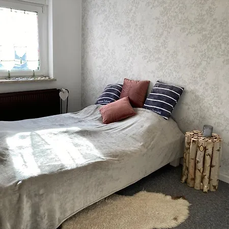 Gemuetliches 70qm Mit Garten Sitzecke Grill 5 Minuten Zum Apartman Drebkau